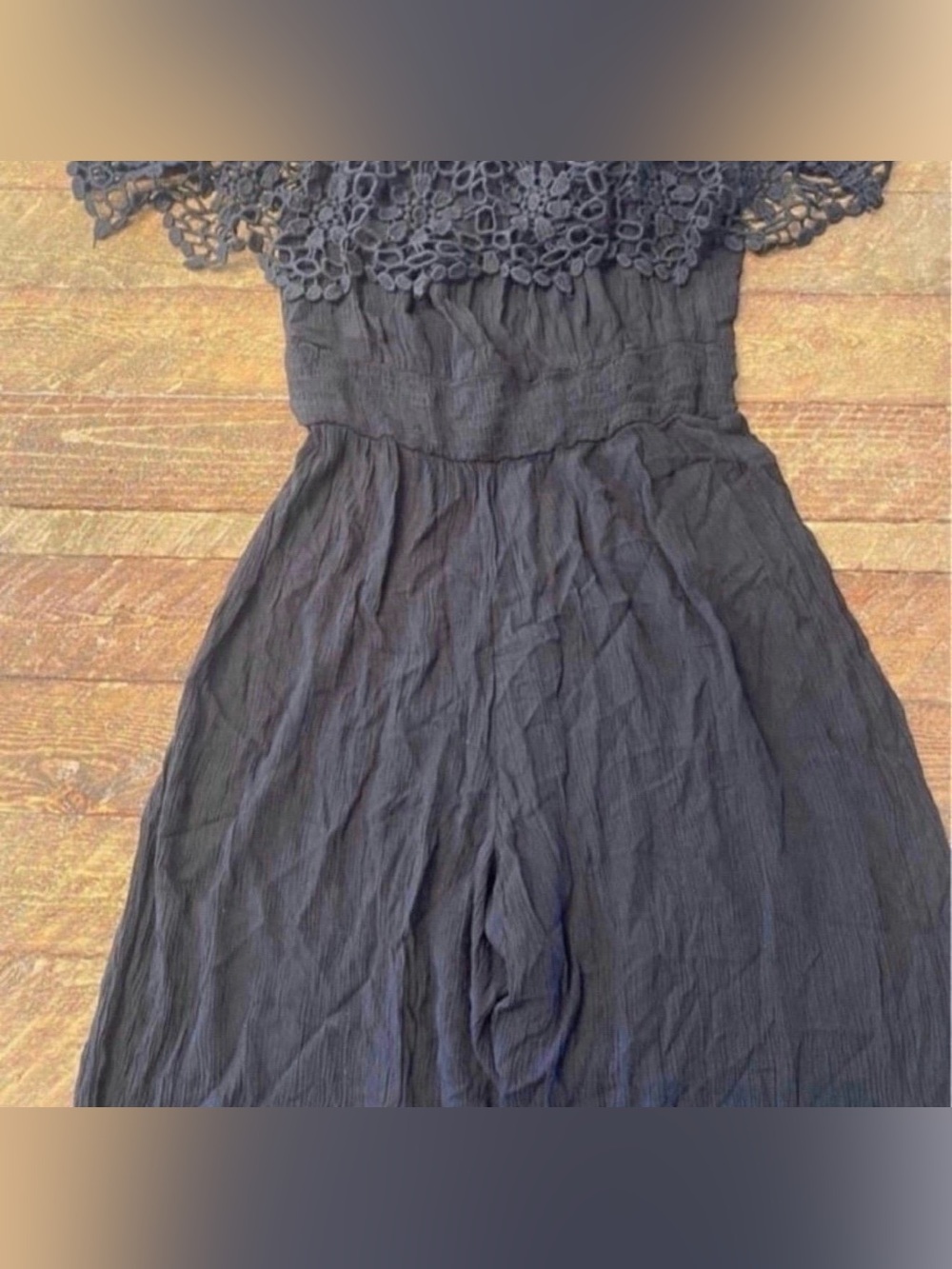 Women’s black Romper (Size M)